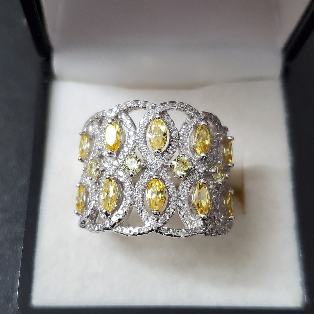 Sterling Silver 925 Yellow and White Diamond Simulant Ring - Picture 13 of 13